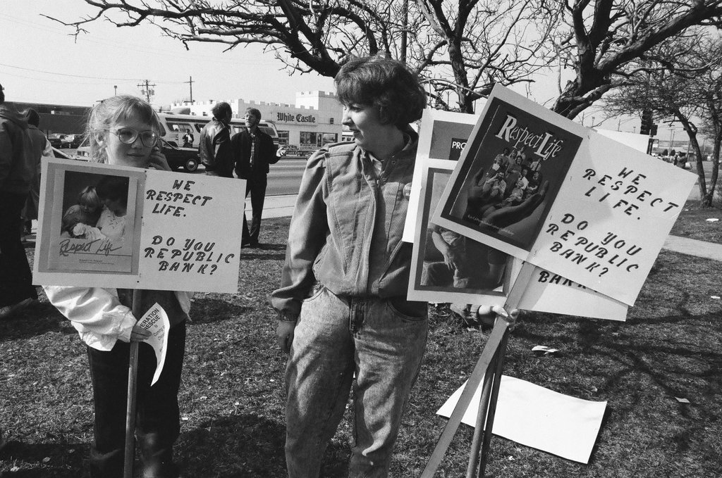 Vrdolyak at anti-abortion rally - Chicago Sun-Times