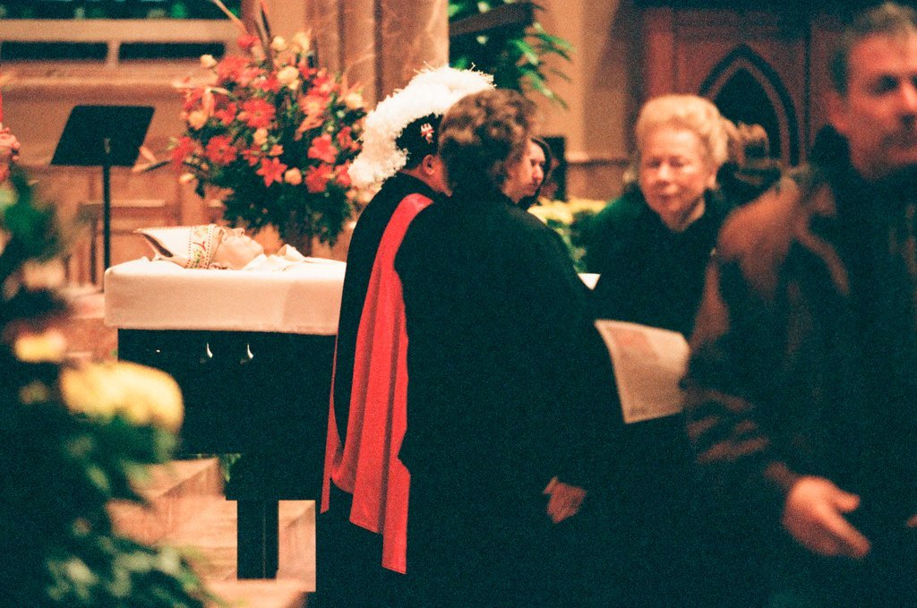 Funeral mass and procession for Cardinal Joseph Louis Bernardin - Al Podgorski for Chicago Sun-Times