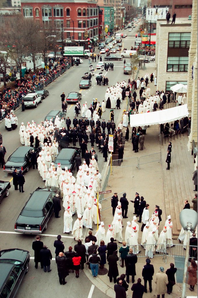 Funeral mass and procession for Cardinal Joseph Louis Bernardin - Al Podgorski for Chicago Sun-Times