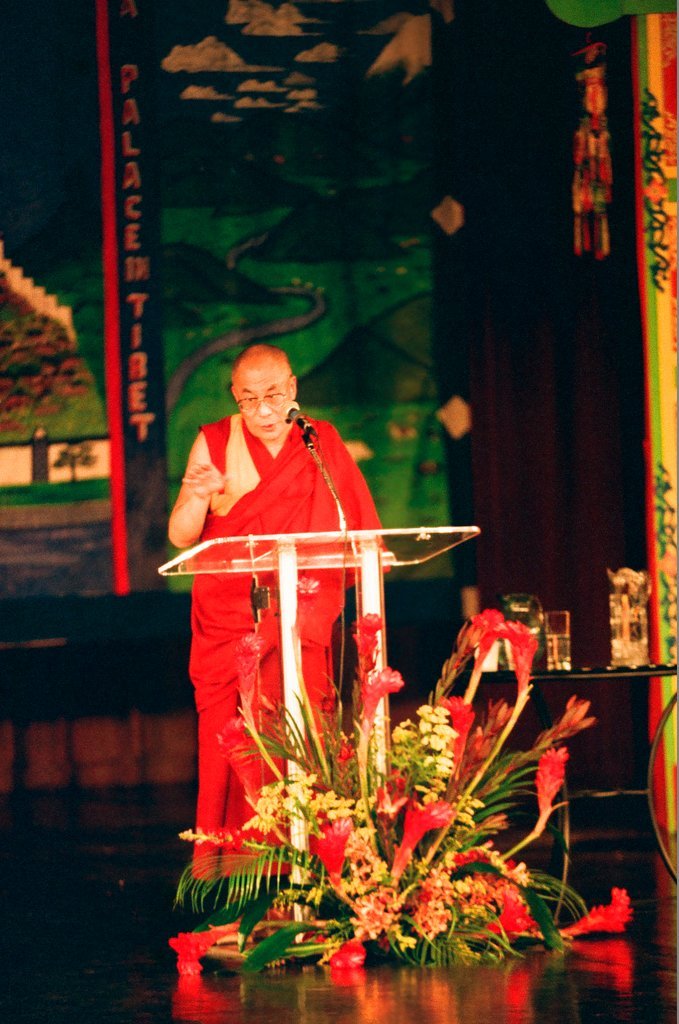 Dalai Lama speaks at the Medinah Temple - Chicago Sun-Times