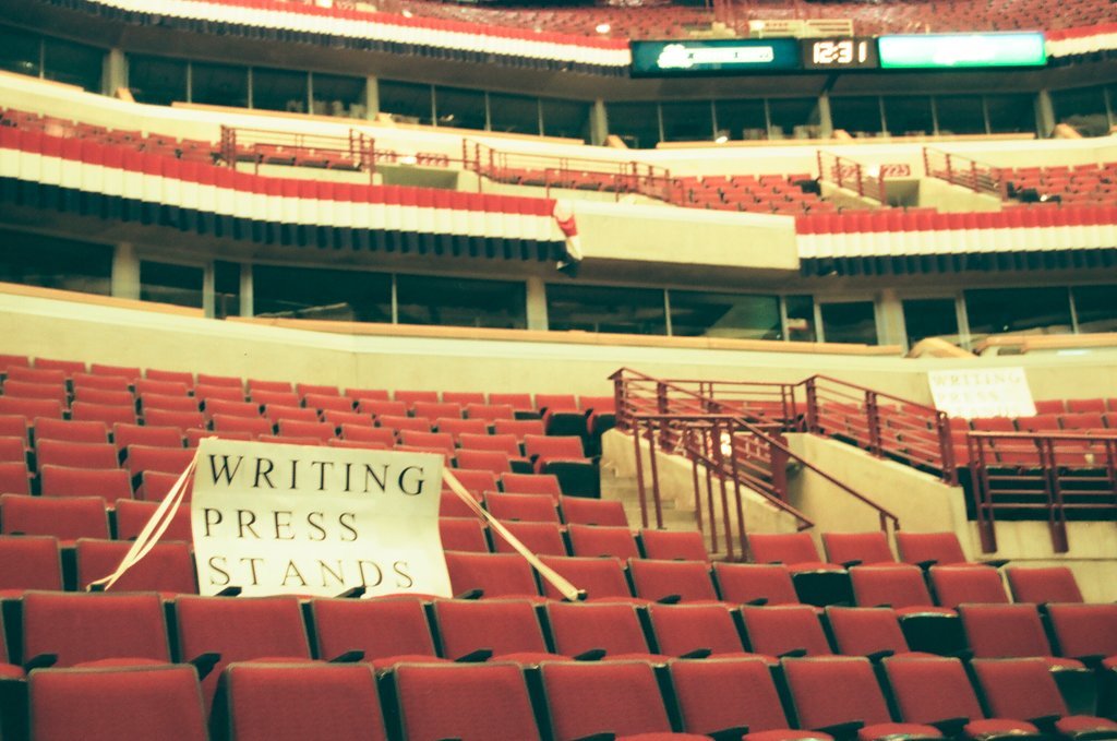 Preparations at the United Center for the 1996 Democratic National Convention - Al Podgorski for Chicago Sun-Times