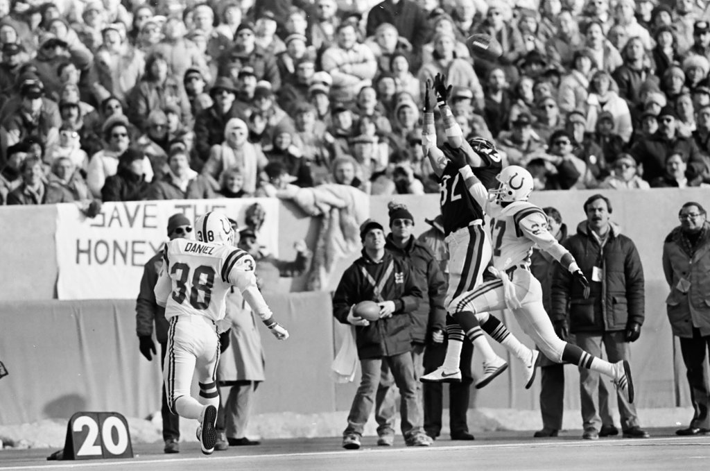 Chicago Bears vs. Baltimore Colts - Chicago Sun-Times