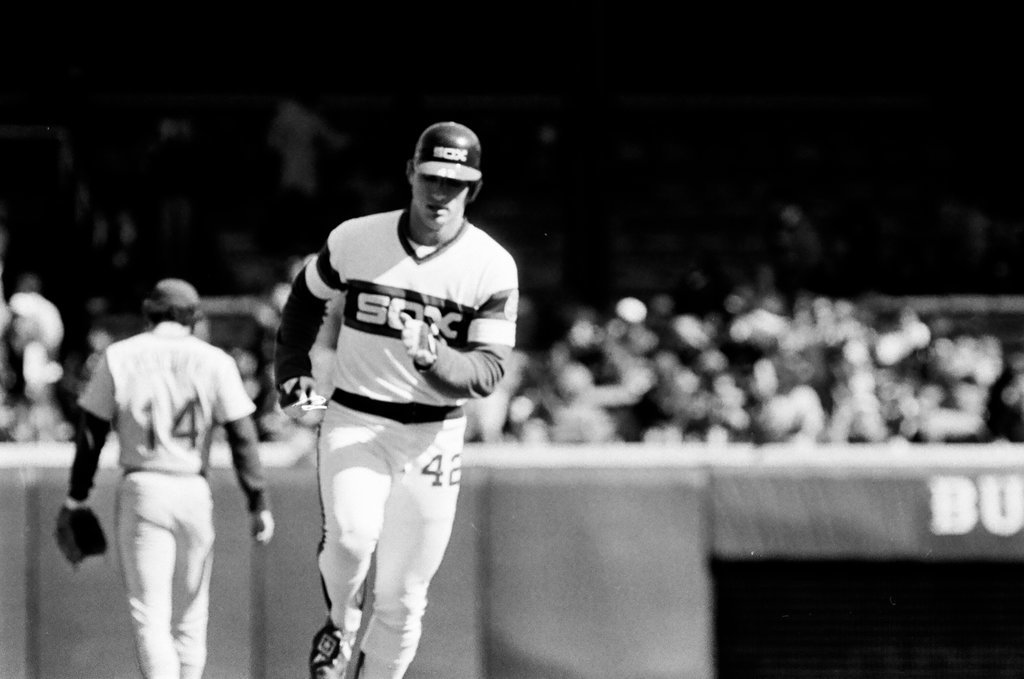 Seattle Mariners vs. Chicago White Sox baseball game - Chicago Sun-Times
