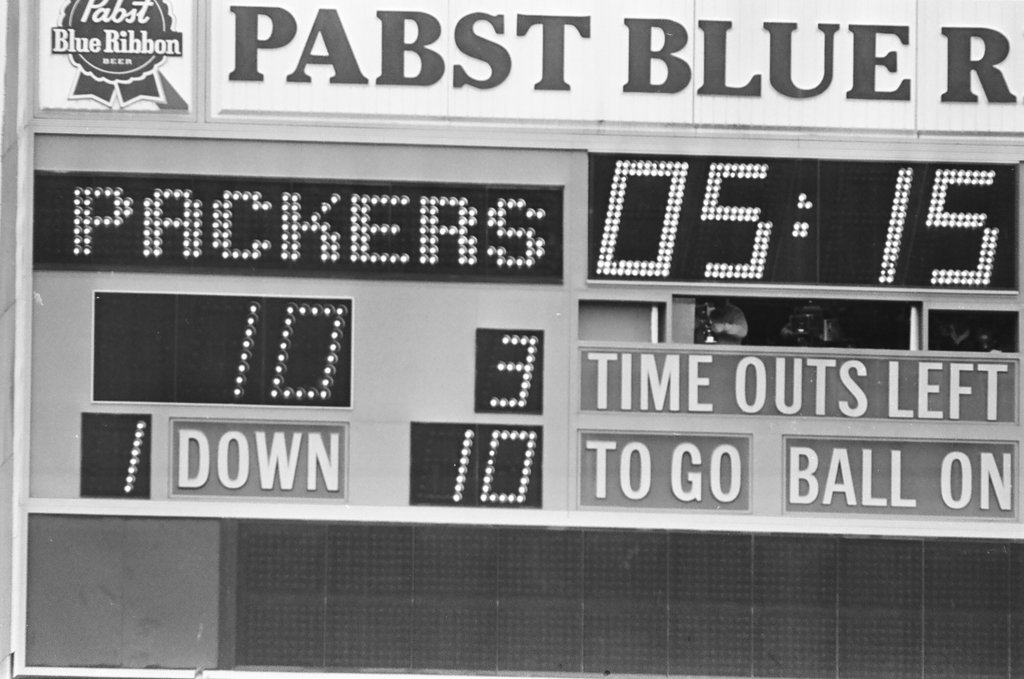Chicago Bears vs. Green Bay Packers football game - Chicago Sun-Times