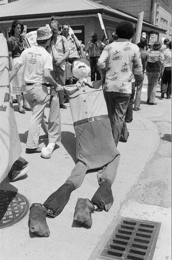 Nazis and Anti-Nazi Groups have a stand-off at Nazi Headquarters - Chicago Sun-Times