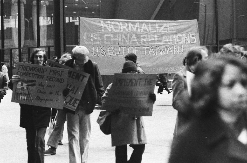 A group protests US-China relations - Chicago Sun-Times