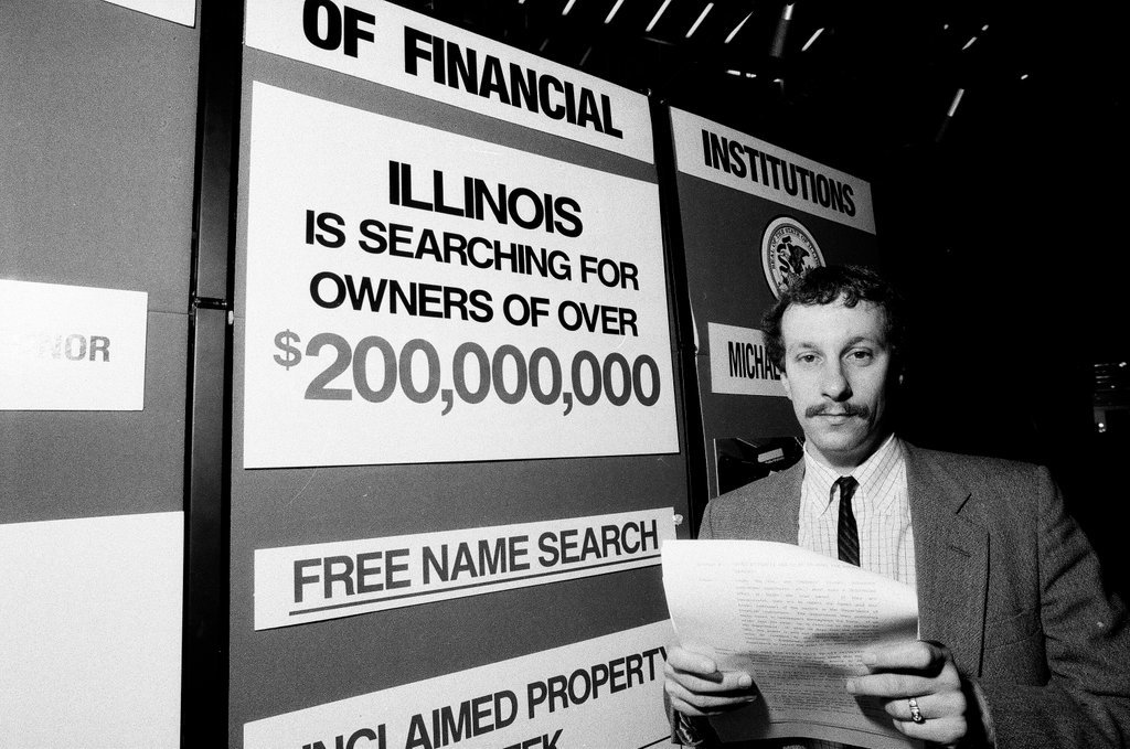 Attorney discovers forgotten bank accounts - Gene Pesek for Chicago Sun-Times
