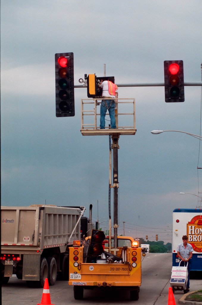 New traffic lights at train tracks - Ellen Domke for Chicago Sun-Times