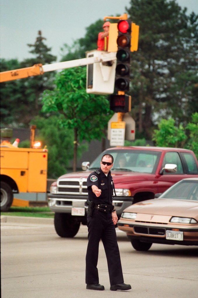New traffic lights at train tracks - Ellen Domke for Chicago Sun-Times