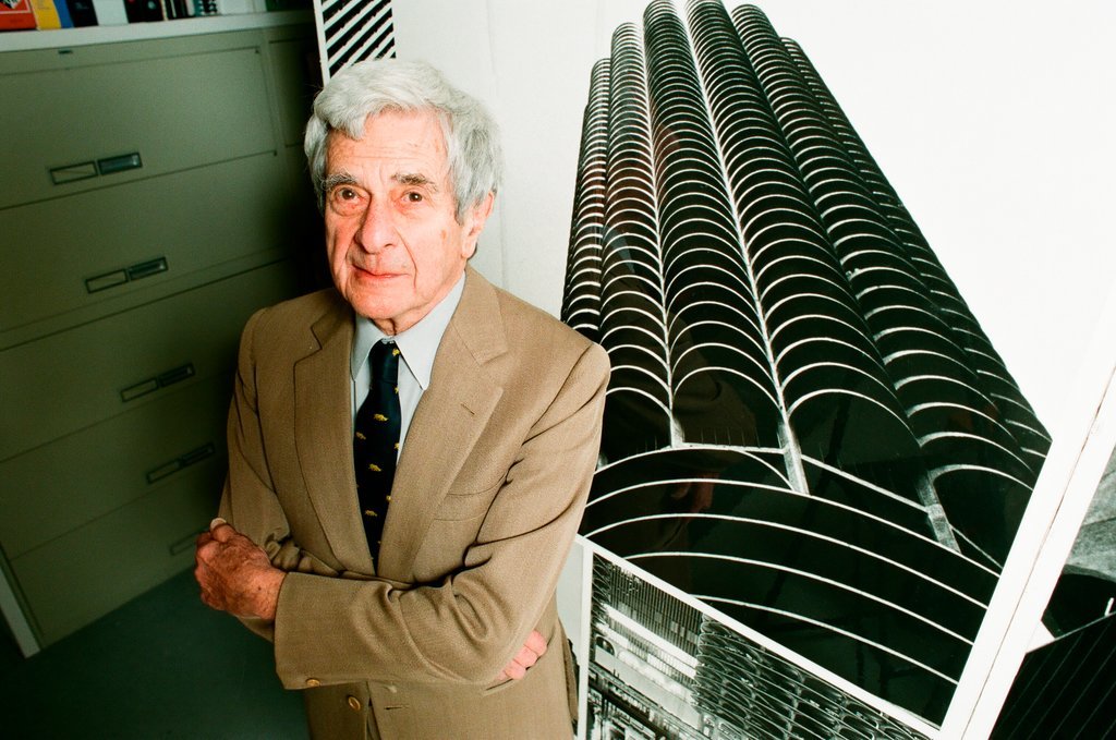 Marina City to undergo renovation - Rich Hein for Chicago Sun-Times