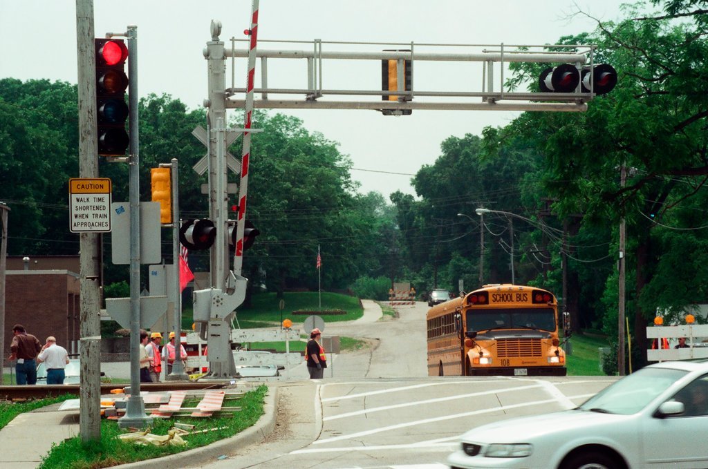 New traffic lights at train tracks - Ellen Domke for Chicago Sun-Times