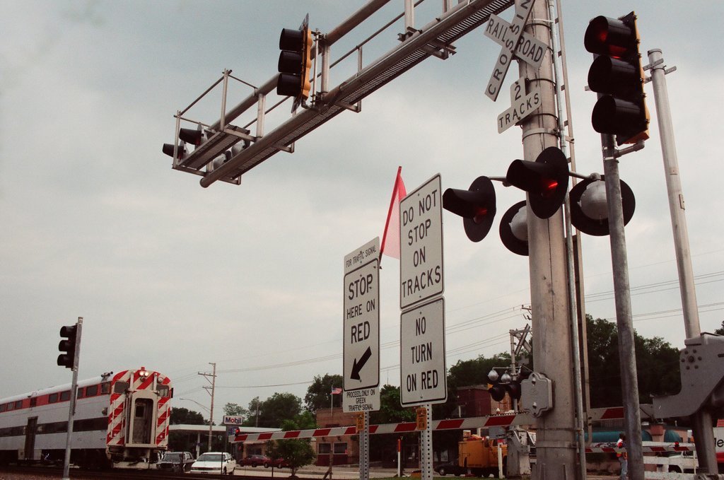 New traffic lights at train tracks - Ellen Domke for Chicago Sun-Times