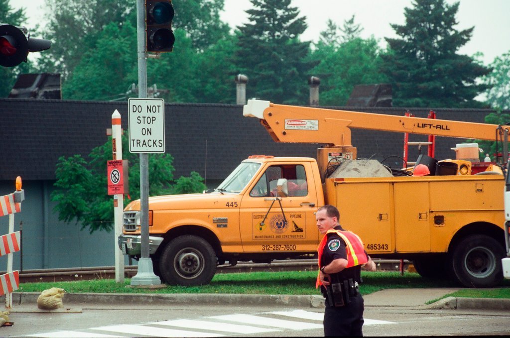 New traffic lights at train tracks - Ellen Domke for Chicago Sun-Times