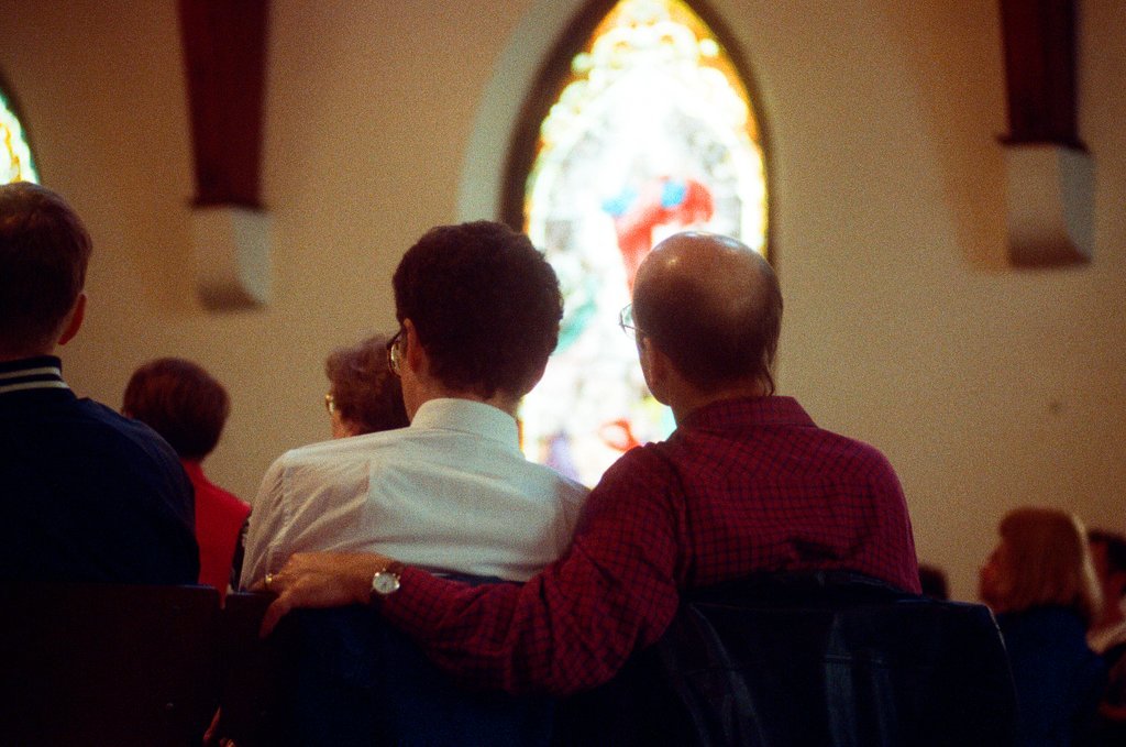Protestant churches welcome LGBTQ+ members - Ellen Domke for Chicago Sun-Times