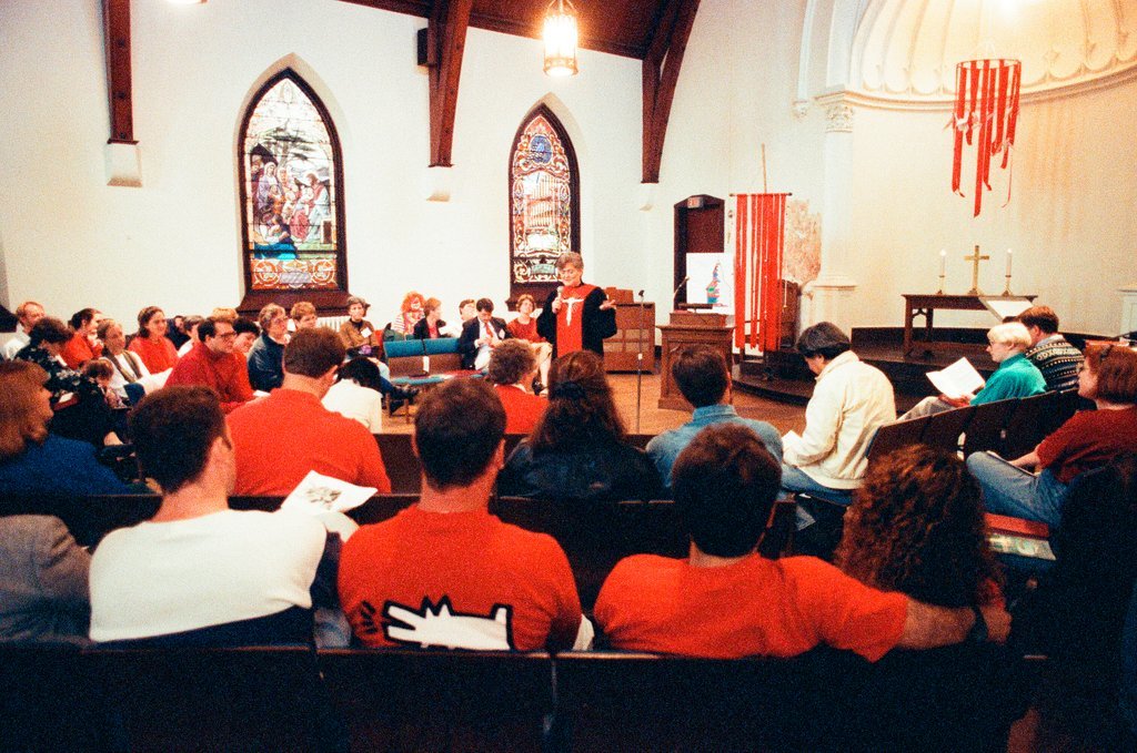 Protestant churches welcome LGBTQ+ members - Ellen Domke for Chicago Sun-Times