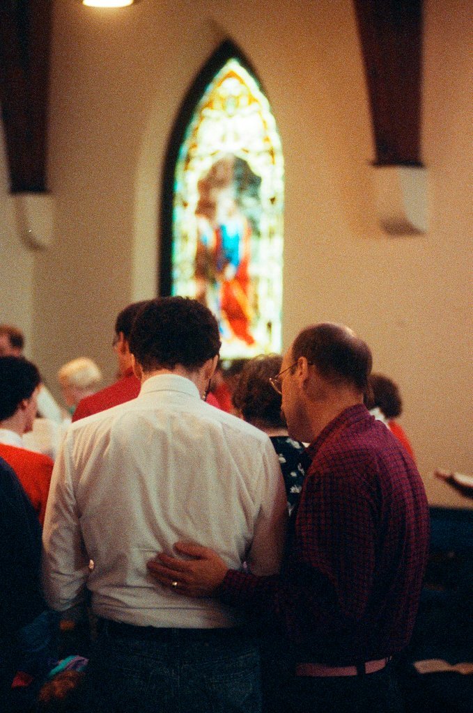 Protestant churches welcome LGBTQ+ members - Ellen Domke for Chicago Sun-Times