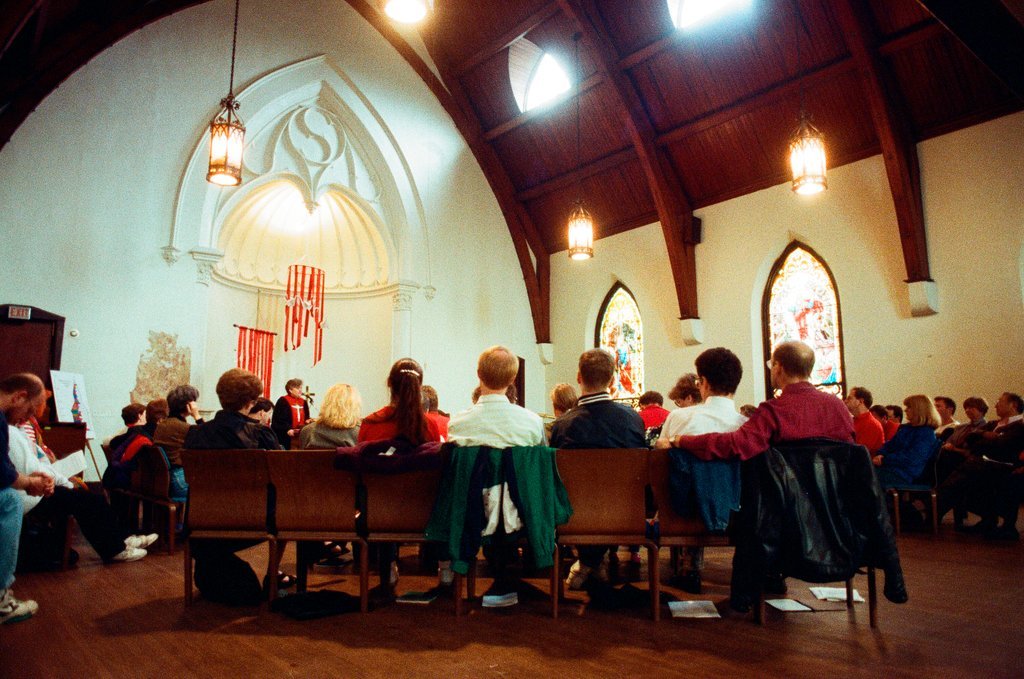 Protestant churches welcome LGBTQ+ members - Ellen Domke for Chicago Sun-Times