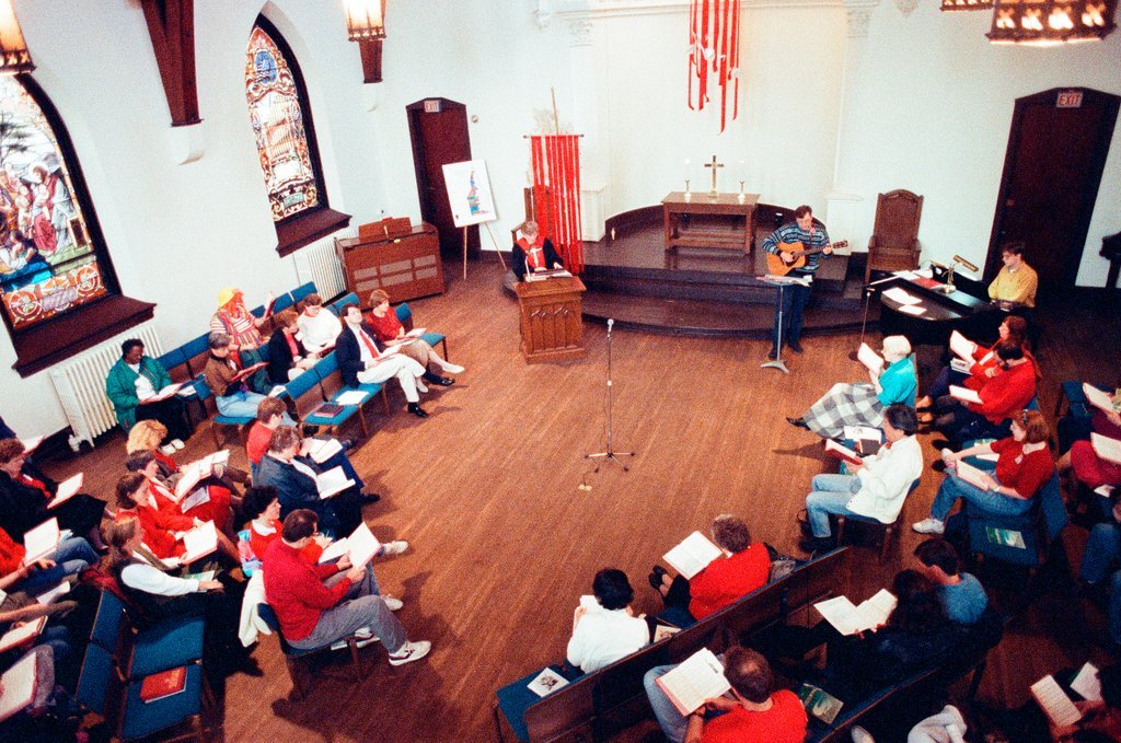 Protestant churches welcome LGBTQ+ members - Ellen Domke for Chicago Sun-Times