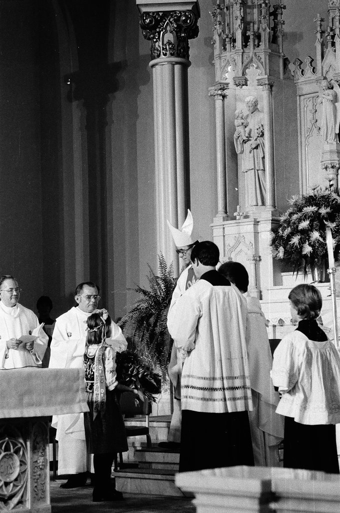 Archbishop Bernardin at Polish church - Chicago Sun-Times