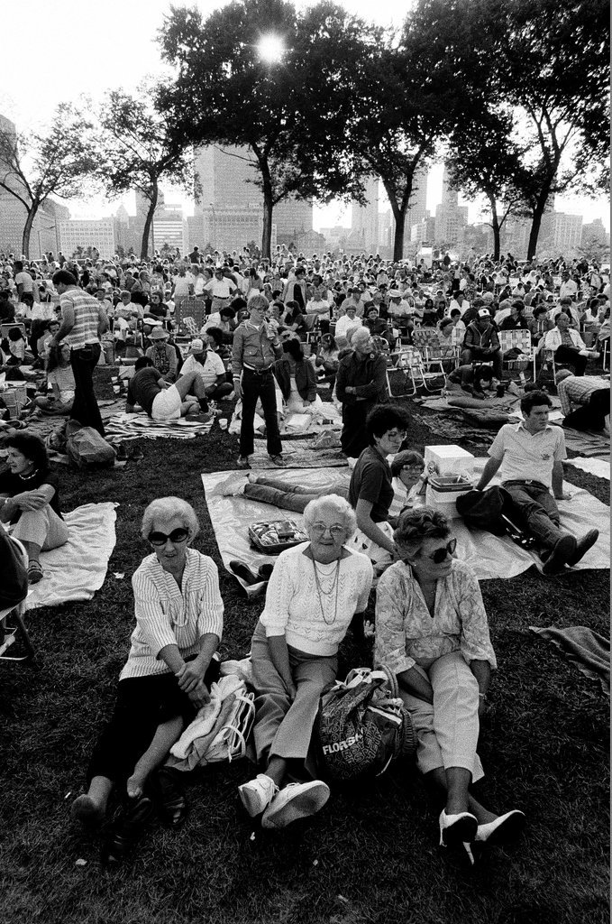 Venetian Night festivities - Chicago Sun-Times