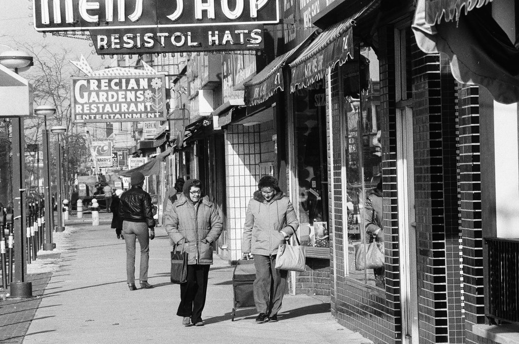 Lincoln Square neighborhood - Chicago Sun-Times