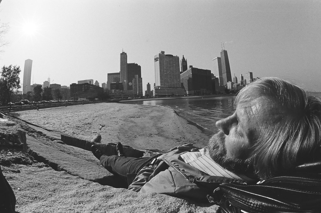 Sunny weather at Ohio Street Beach - Chicago Sun-Times