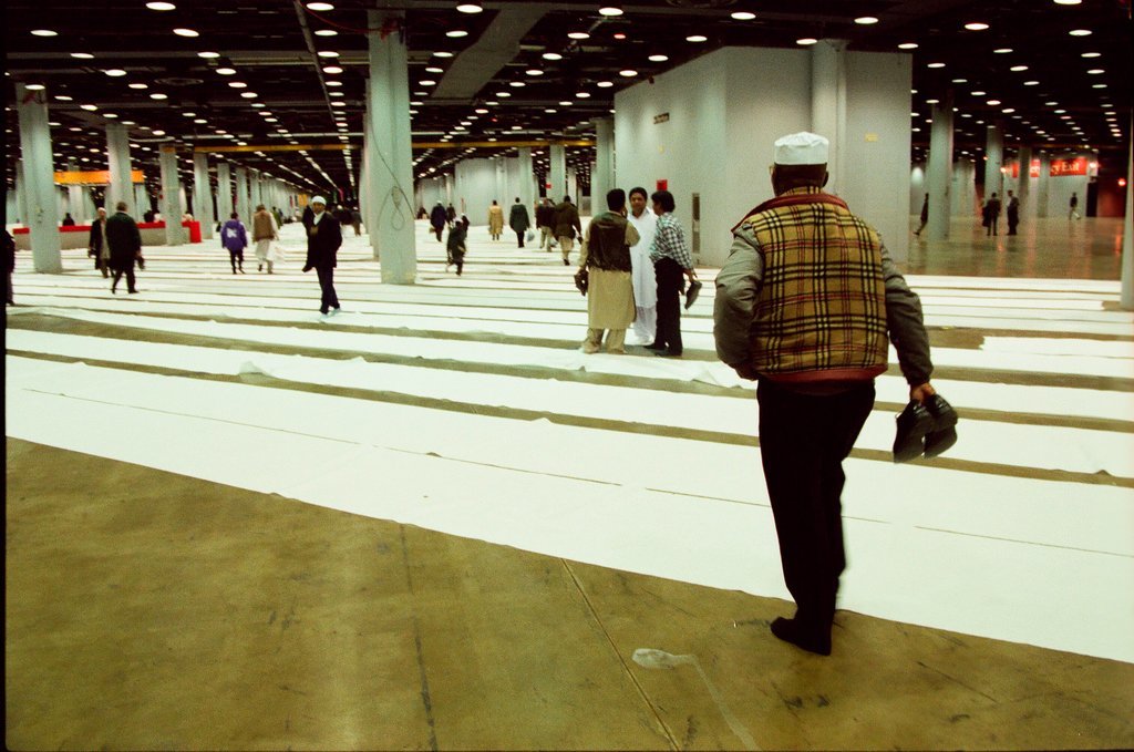 Ramadan service at McCormick Place - Chicago Sun-Times