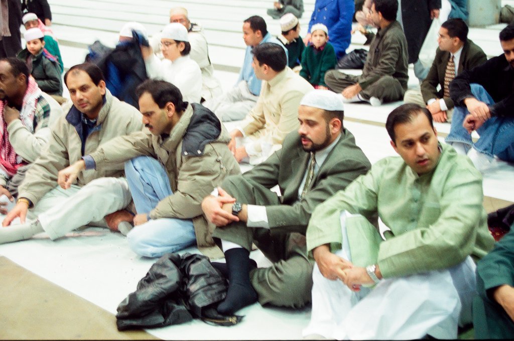 Ramadan service at McCormick Place - Chicago Sun-Times