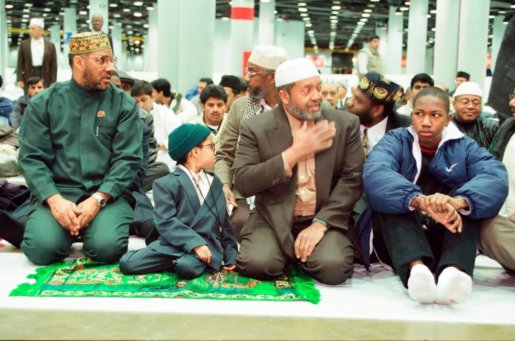 Ramadan service at McCormick Place - Chicago Sun-Times