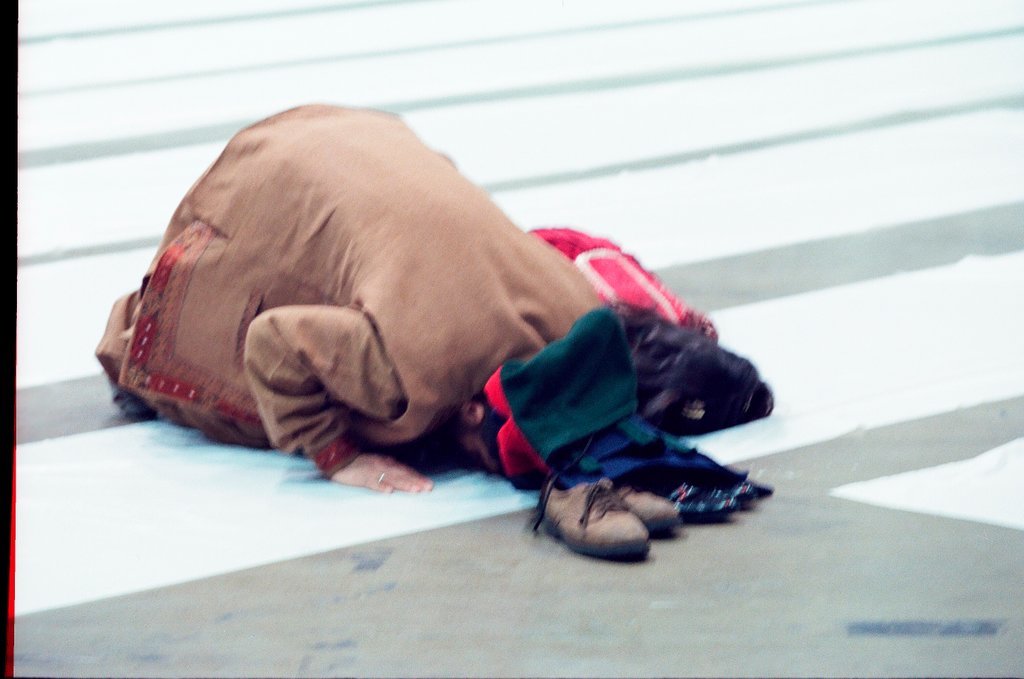 Ramadan service at McCormick Place - Chicago Sun-Times