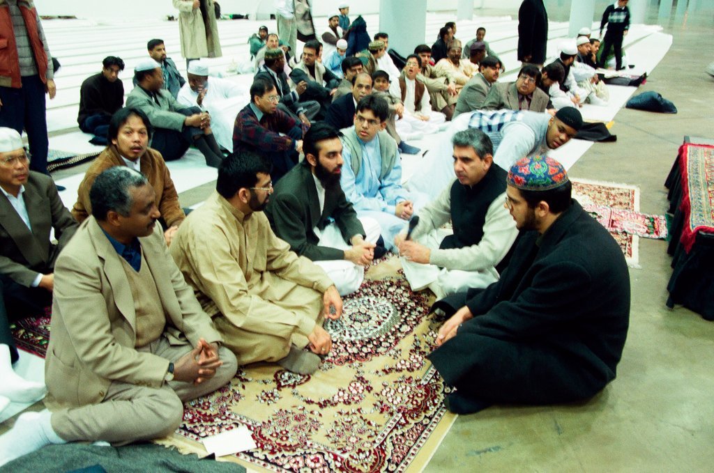 Ramadan service at McCormick Place - Chicago Sun-Times
