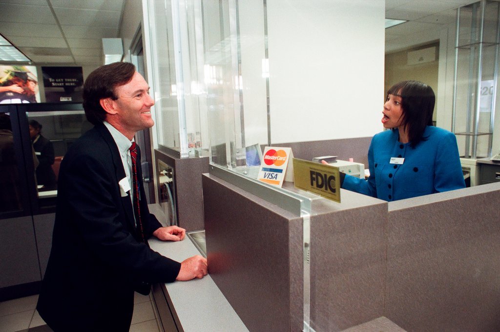 New bank opens in Austin - Chicago Sun-Times