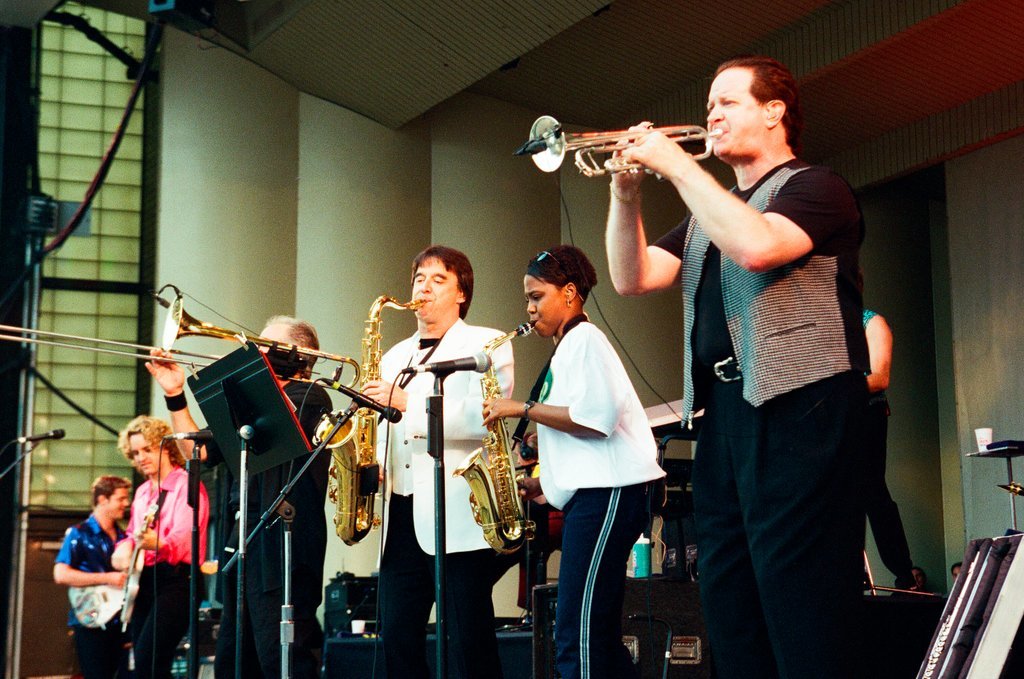 Local student performs with Chicago at Taste of Chicago - Bob (Robert) Black for Chicago Sun-Times