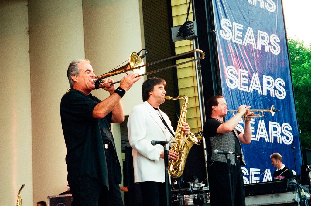 Local student performs with Chicago at Taste of Chicago - Bob (Robert) Black for Chicago Sun-Times