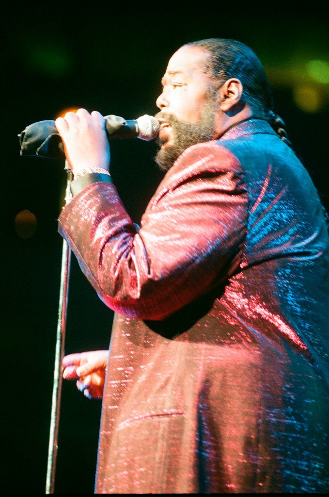 Barry White and Earth, Wind & Fire at United Center - Brian Jackson for Chicago Sun-Times