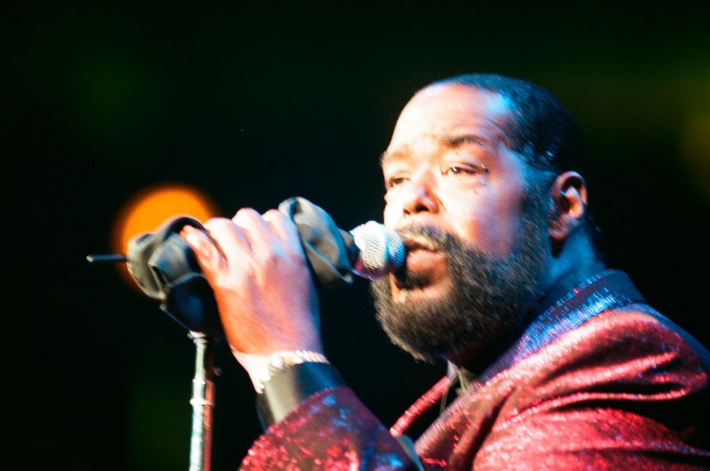 Barry White and Earth, Wind & Fire at United Center - Brian Jackson for Chicago Sun-Times