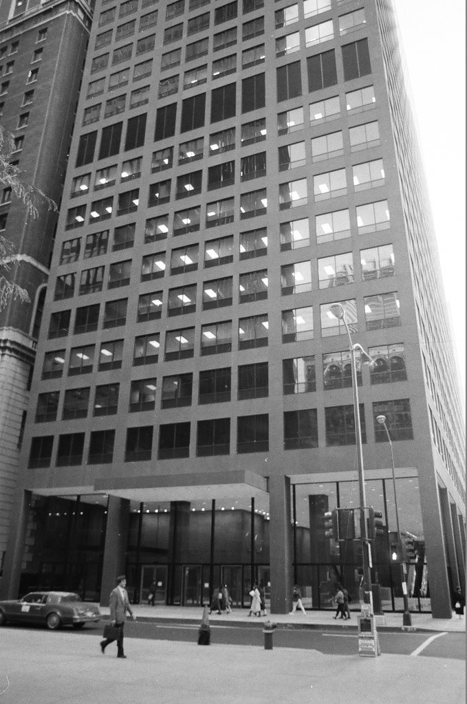 New Metcalfe Federal Building - Robert A. Davis for Chicago Sun-Times