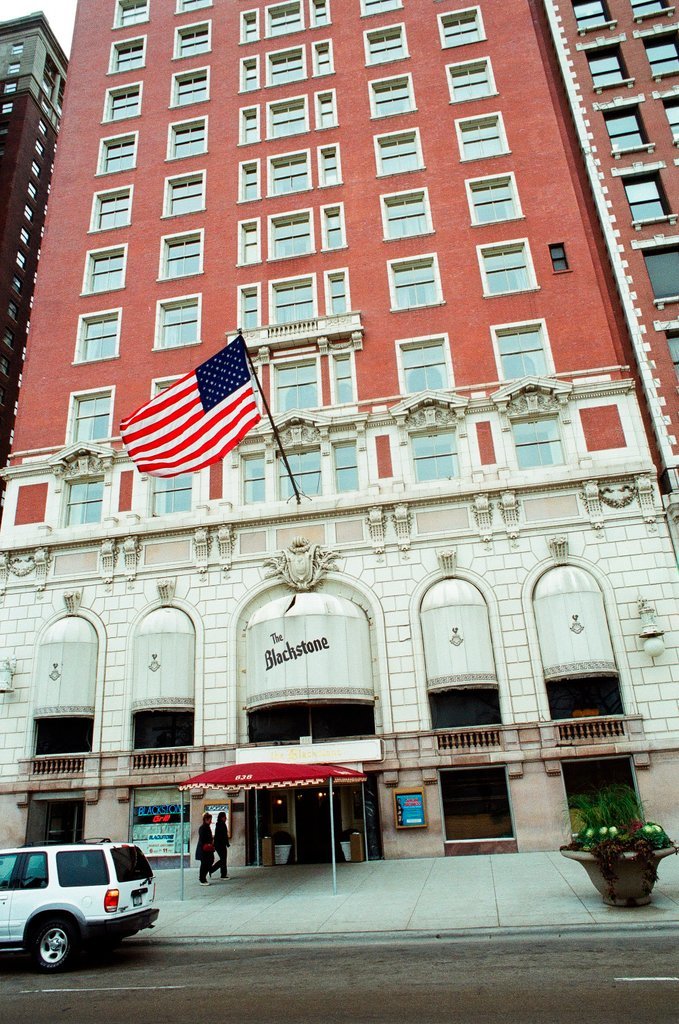 Blackstone Hotel closes - Rich Hein for Chicago Sun-Times