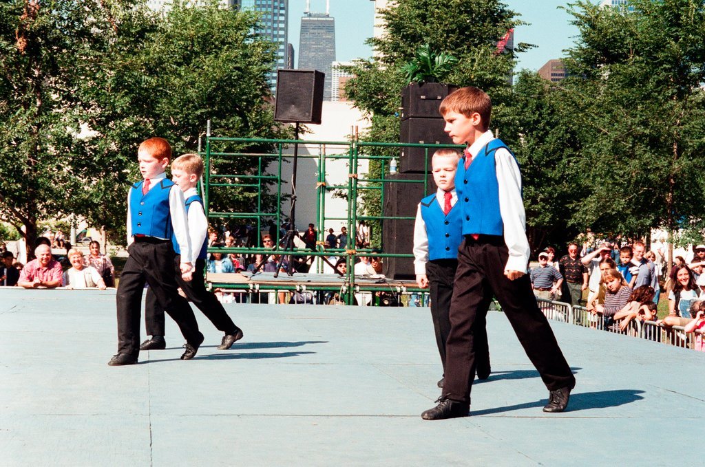 Irish dancers at Celtic Fest - Bob (Robert) Black for Chicago Sun-Times