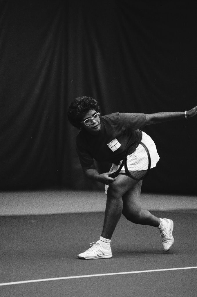 South Side women's tennis team - Chicago Sun-Times