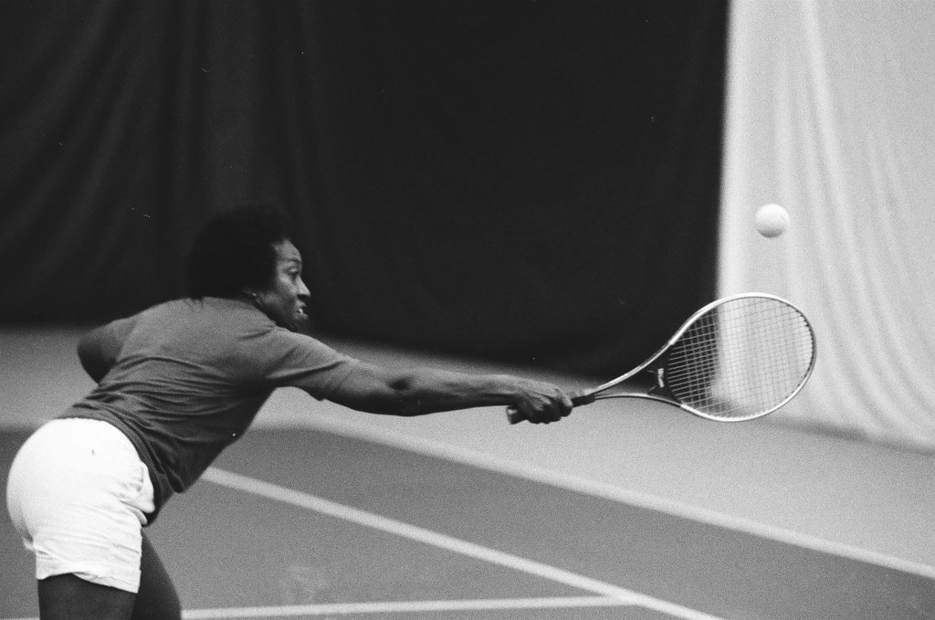 South Side women's tennis team - Chicago Sun-Times