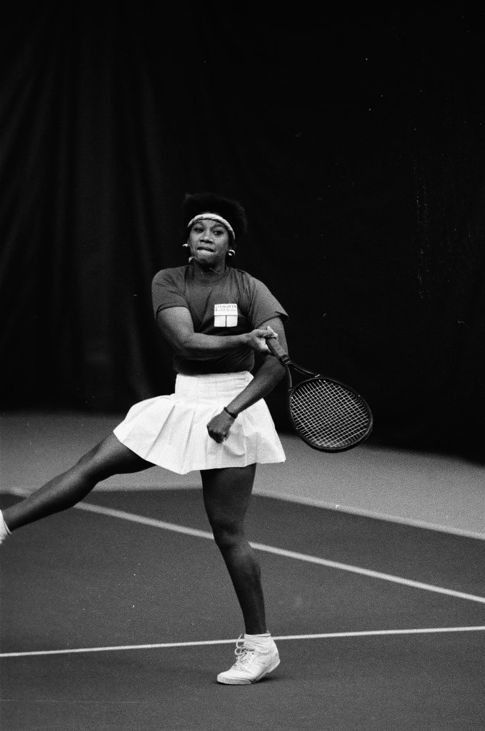 South Side women's tennis team - Chicago Sun-Times
