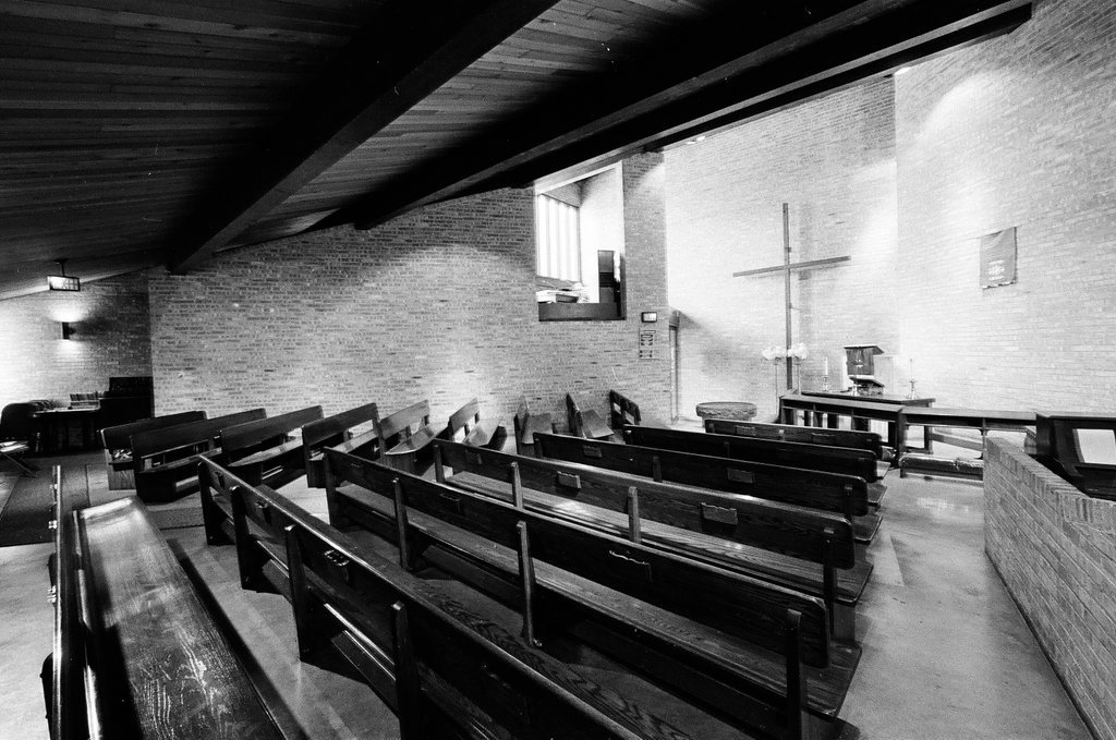 Emmanuel Presbyterian Church - Chicago Sun-Times