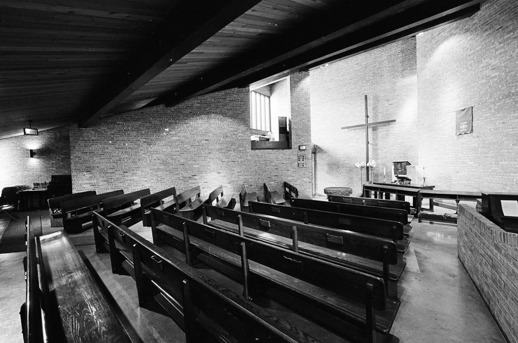 Emmanuel Presbyterian Church - Chicago Sun-Times