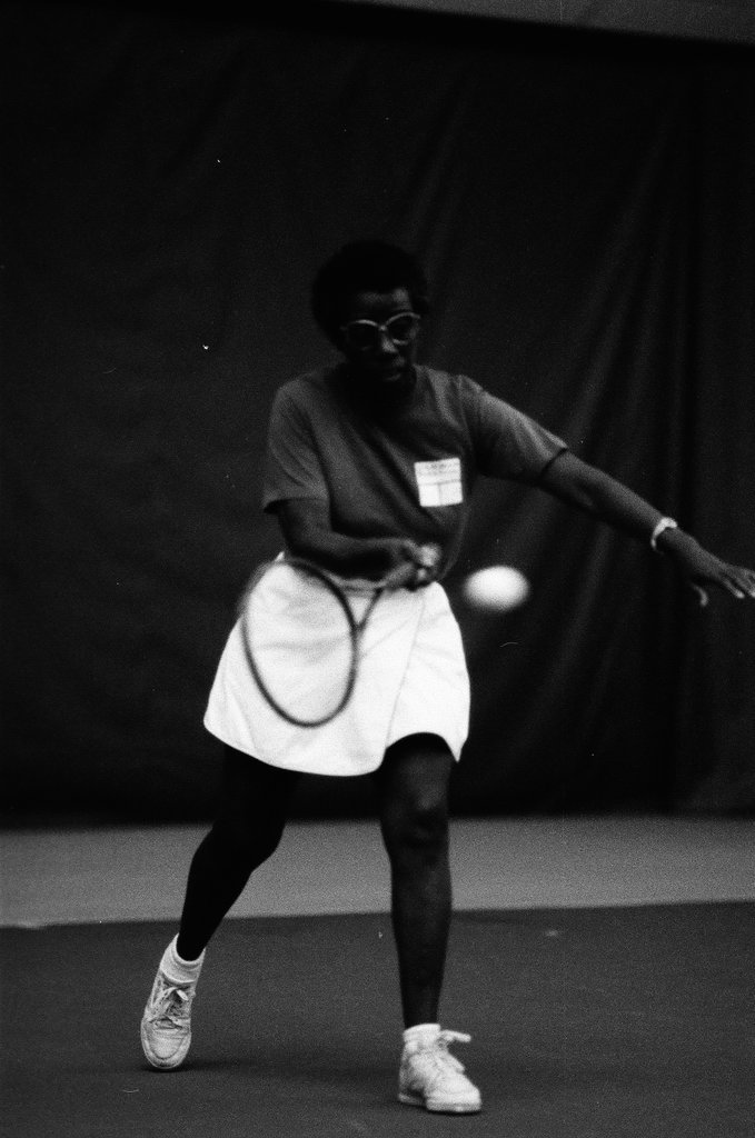 South Side women's tennis team - Chicago Sun-Times