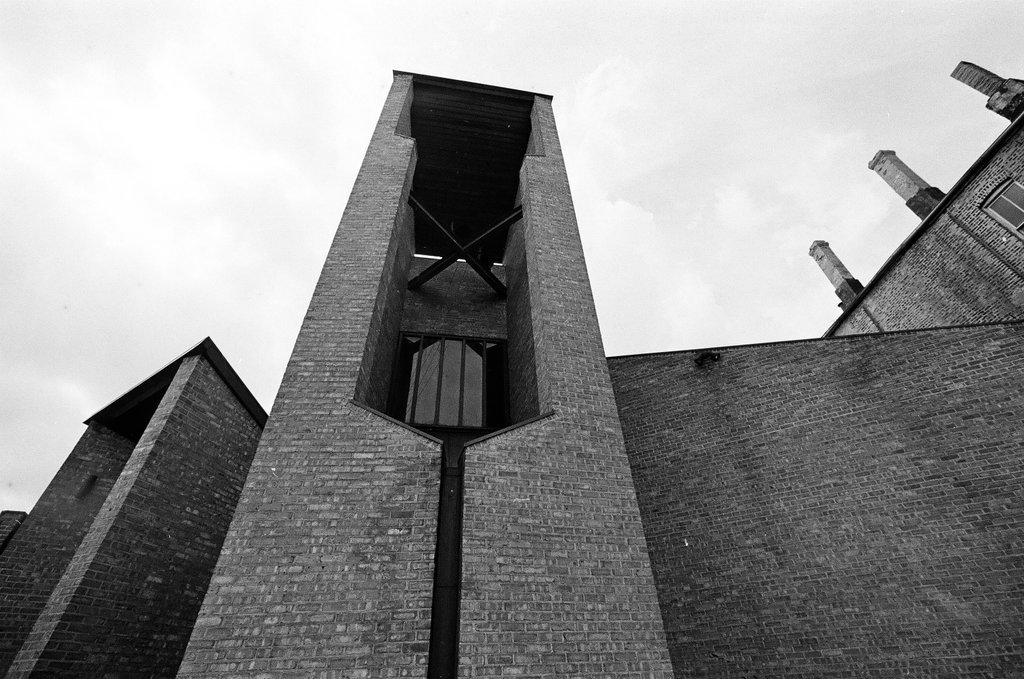 Emmanuel Presbyterian Church - Chicago Sun-Times