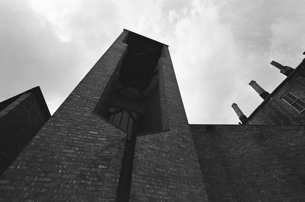 Emmanuel Presbyterian Church - Chicago Sun-Times