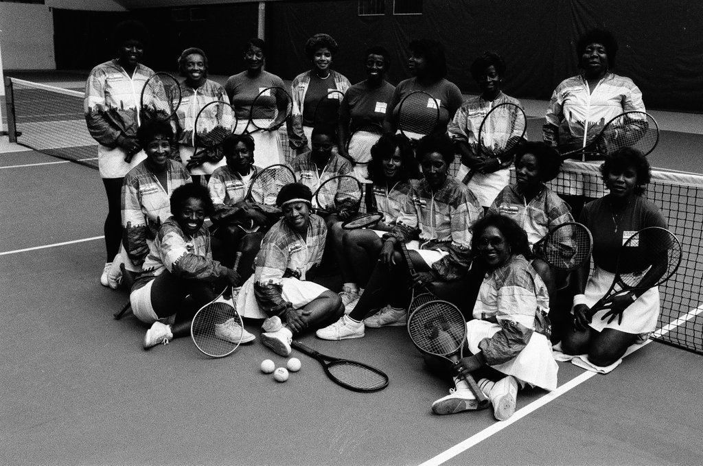 South Side women's tennis team - Chicago Sun-Times