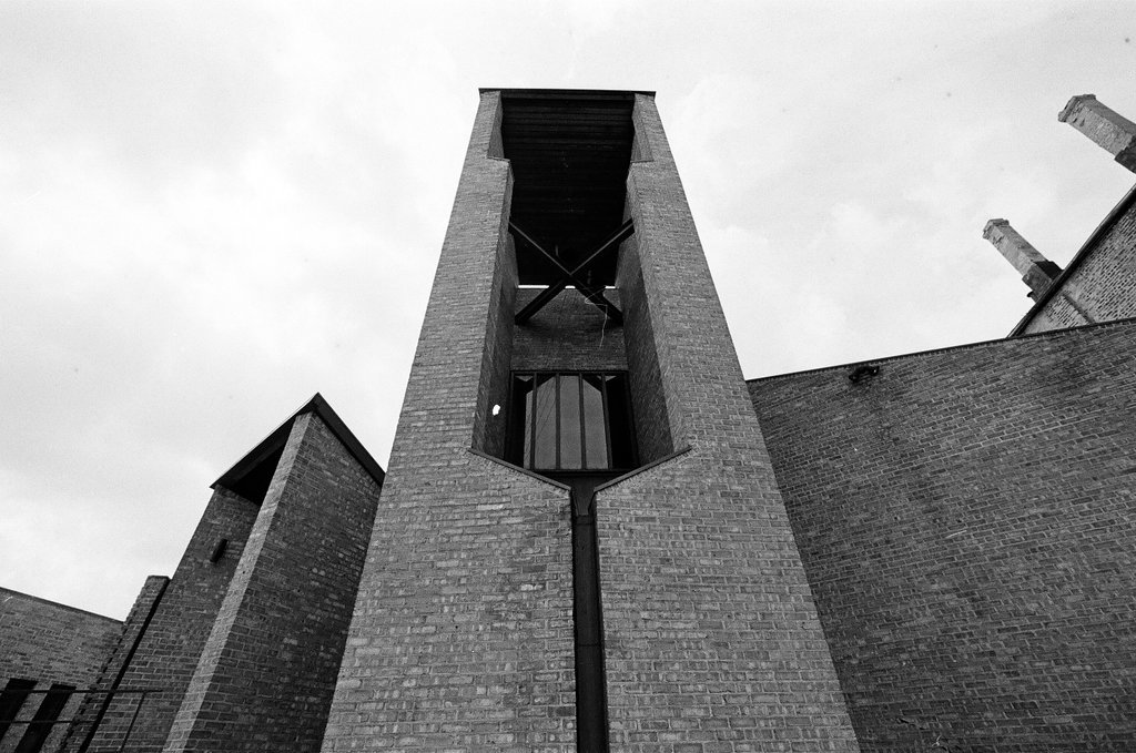 Emmanuel Presbyterian Church - Chicago Sun-Times