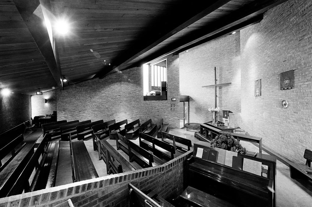 Emmanuel Presbyterian Church - Chicago Sun-Times